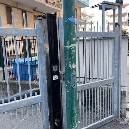 Comoda Per Famiglie Borghetto Santo Spirito